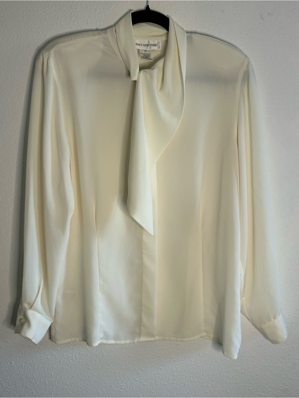 Jones New York Ivory Tie-Neck Blouse
